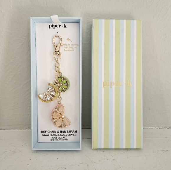 NWOT Coach Floral Printed Willow Tote 24 + Matching Piper K Fruit Bag Charm - Picture 7 of 13